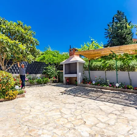 Flora Dom wakacyjny Zadar