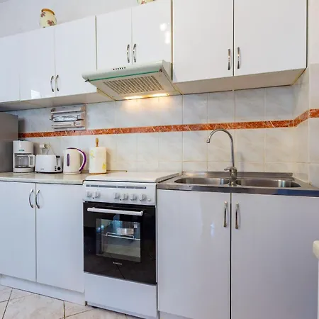 בית נופש Flora